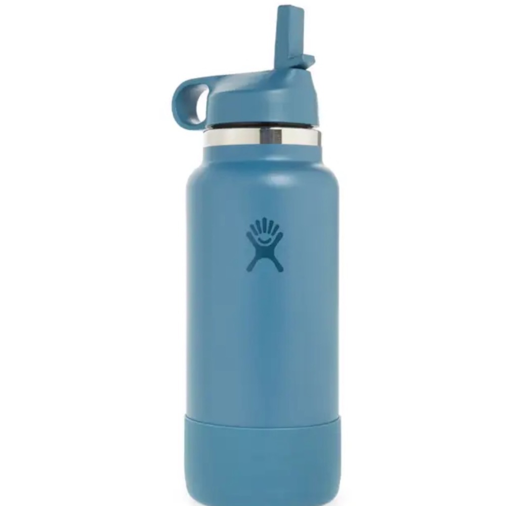 NWT Nordstrom Exclusive 32oz Hydroflask